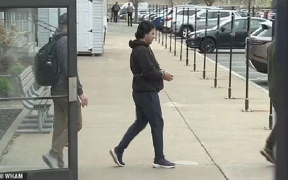 د کډوالۍ په اسنادو کې په درغلۍ تورن افغان د حقاني شبکې غړی وپېژندل شو