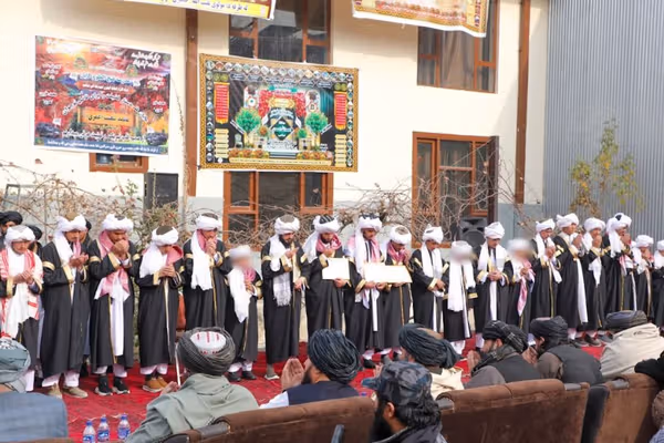 تاوانی که طالبان زیر نام پشتو به زبان پشتو زده است