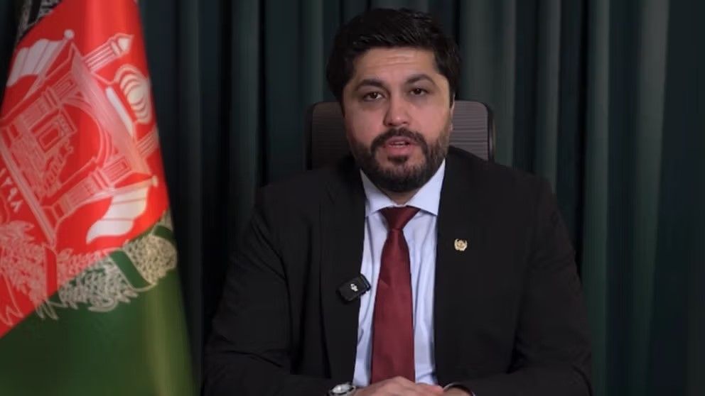 استقالة جماعية لموظفي القنصلية الأفغانية في بون احتجاجاً على تسليمها طالبان