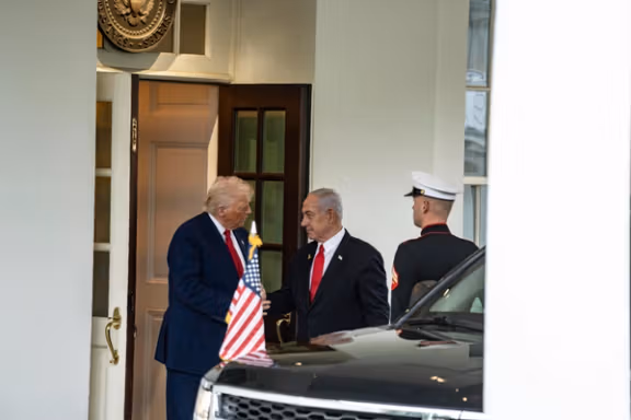 آکسیوس: امریکا اسرائیل را از تصمیم خود برای لغو تحریمهای سوریه مطلع نکرده بود