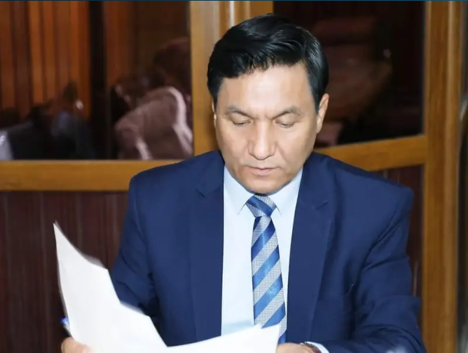 شاعر او د بلخ پوهنتون پخواني استاد صادق عصیان له دې نړۍ سترګې پټې کړې