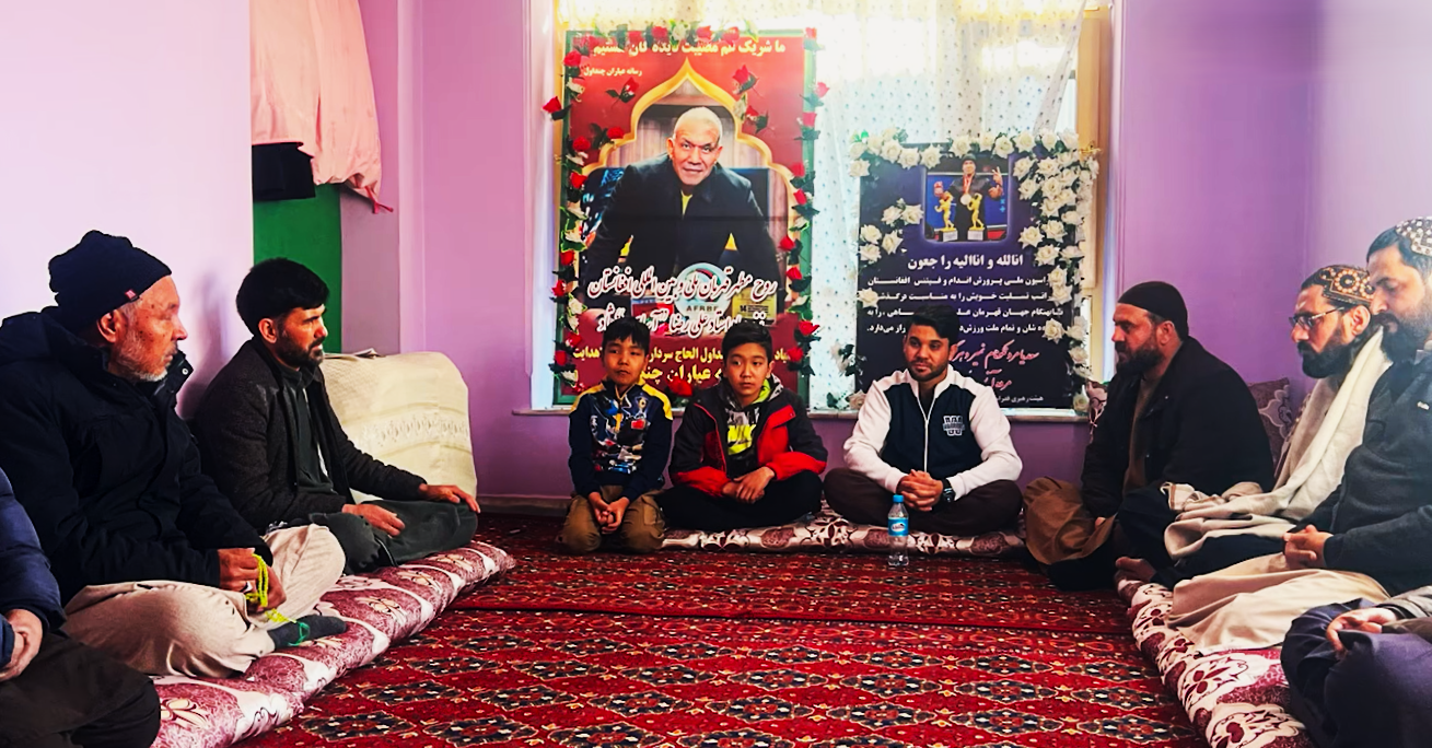 رئیس و اعضای کریکت بورد افغانستان به یاری خانواده علی‌رضا آساهی شتافتند