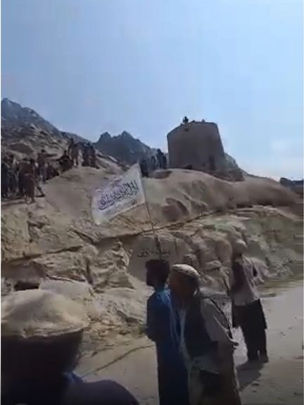 د نورستان د نورګرام اوسېدونکي وايي ګوجر یې د طالبانو د والي په مرسته ځمکې غصبوي