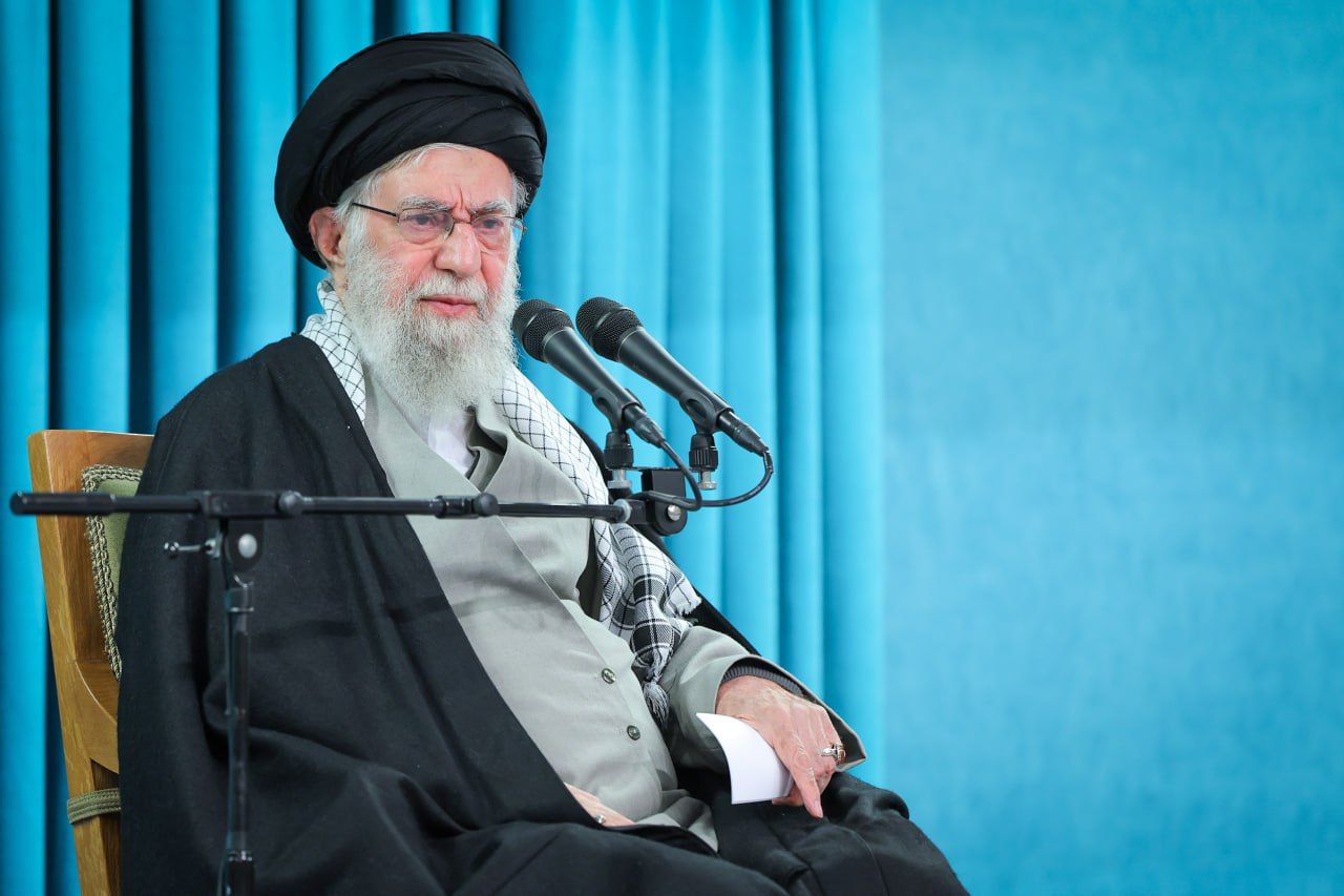 واکنش خامنه‌ای به هشدار رئیس‌جمهور امریکا: ترامپ مثل نمرود، در اوج قدرت سرنگون خواهد شد