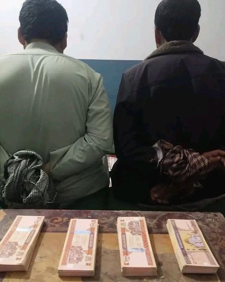 طالبان وايي له پاکستان څخه یې افغانستان ته د جعلي افغانیو د قاچاق مخه نیولې