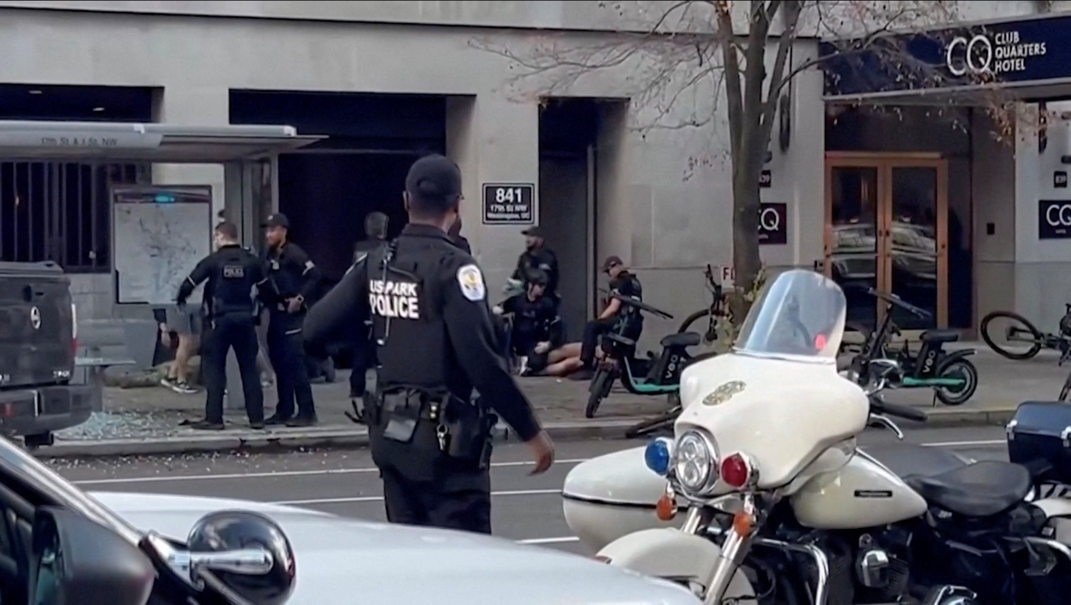 استجابة عاجلة من الشرطة بعد اطلاق نار علی عنصرين من الحرس الوطني 