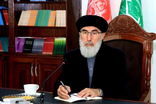 ګلبدین حکمتیار طالبانو ته په خطاب کې: د ټوپک په زور د کورونو ورانول د کمونستانو کار دی
