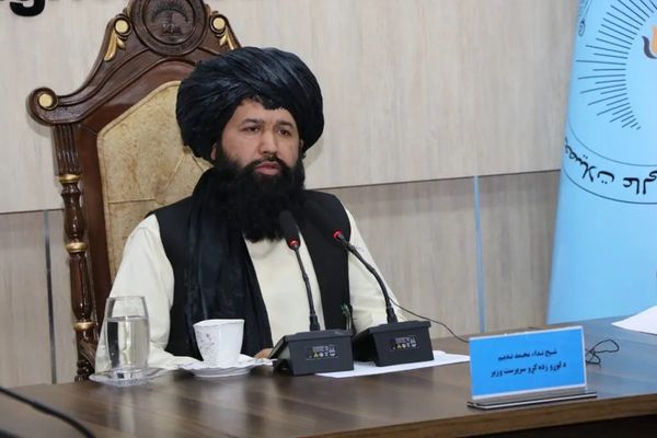 ندیم زدهکړیالانو ته په خطاب کې: وخت بېځایه مه ضایع کوئ ځانونه پر ټکنالوژۍ سمبال کړئ