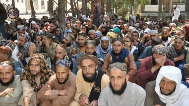 طالبان تجند عناصر من بدخشان وولايات أخرى بالتزامن مع توسع نشاط الجبهات المعارضة