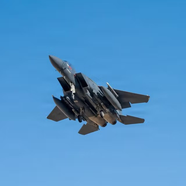 كيف أنقذت القوات الخاصة طياراً أميركياً داخل الأراضي الإيرانية؟