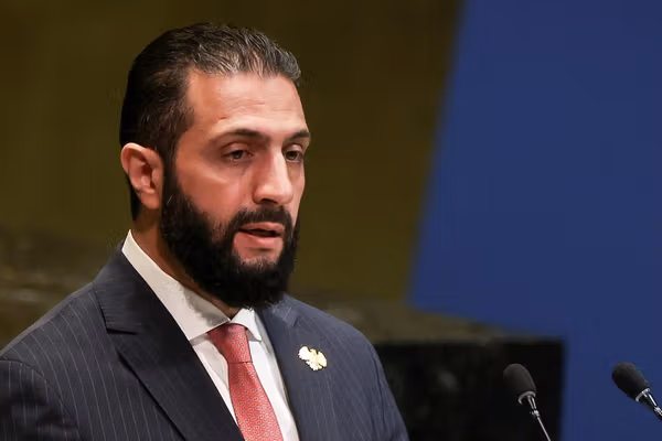 احمد شرع برای شرکت در یک نشست مهم سرمایهگذاری به عربستان میرود