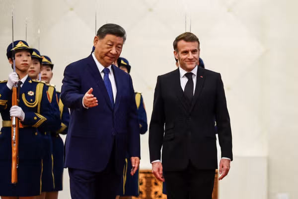 امانوئل مکرون و شی جینپینگ درباره اوکراین گفتوگو کردند