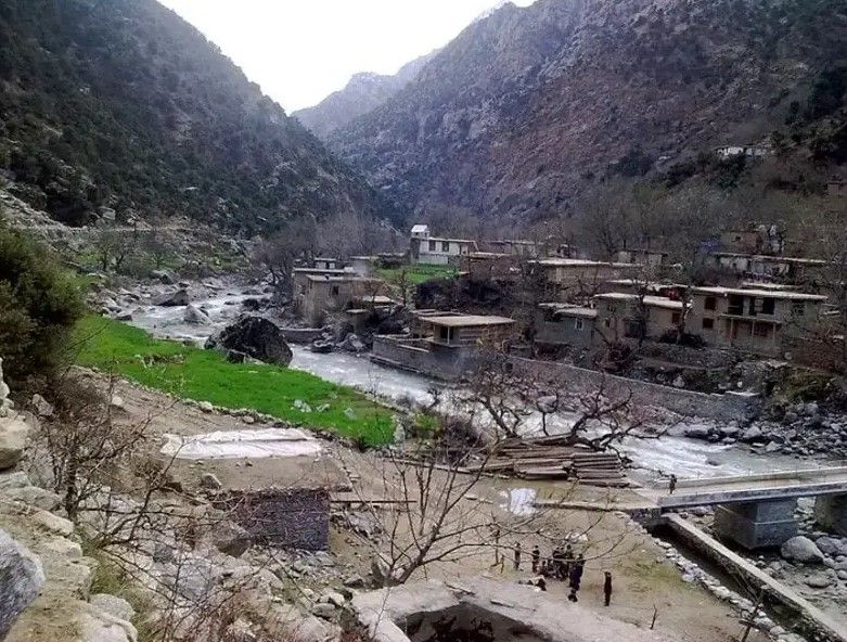 زمین‌لرزه‌ای به بزرگی ۴.۵ بخش‌هایی از نورستان را تکان داد