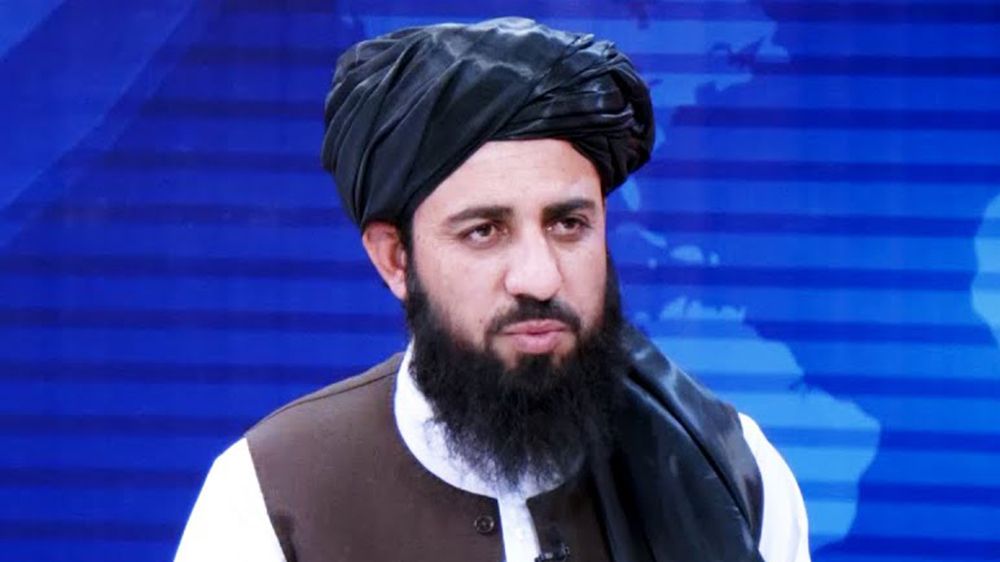 یک مقام طالبان جلوگیری از آموزش دختران را «افراط» خواند