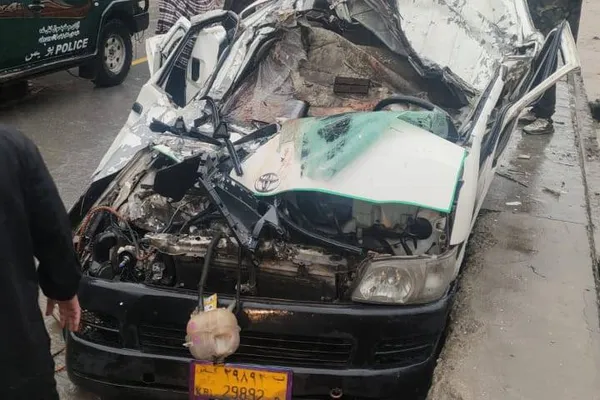 طالبان: د کابل- جلالاباد لویه لاره د ډبرو راښوېیدو له امله د ټرافیکو پر مخ وتړل شوه