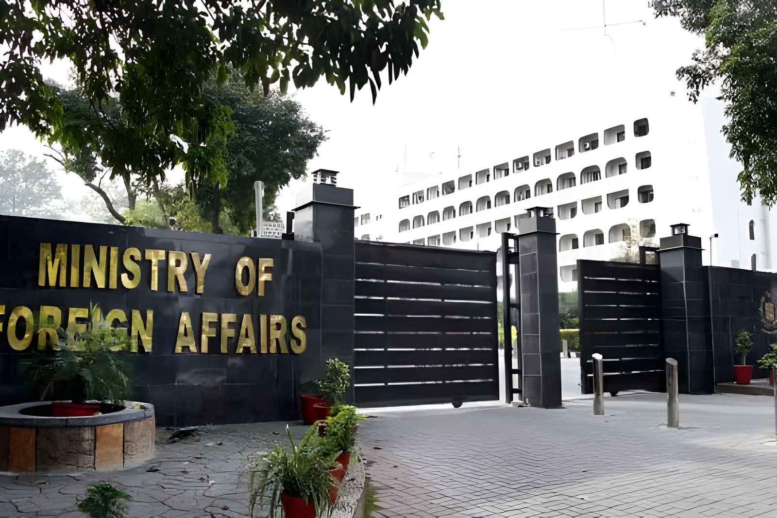 پاکستان د طالبانو ویاند ته؛ د پاکستان پر ځای د افغانستان اړوند موضوعاتو ته لومړیتوب ورکړئ