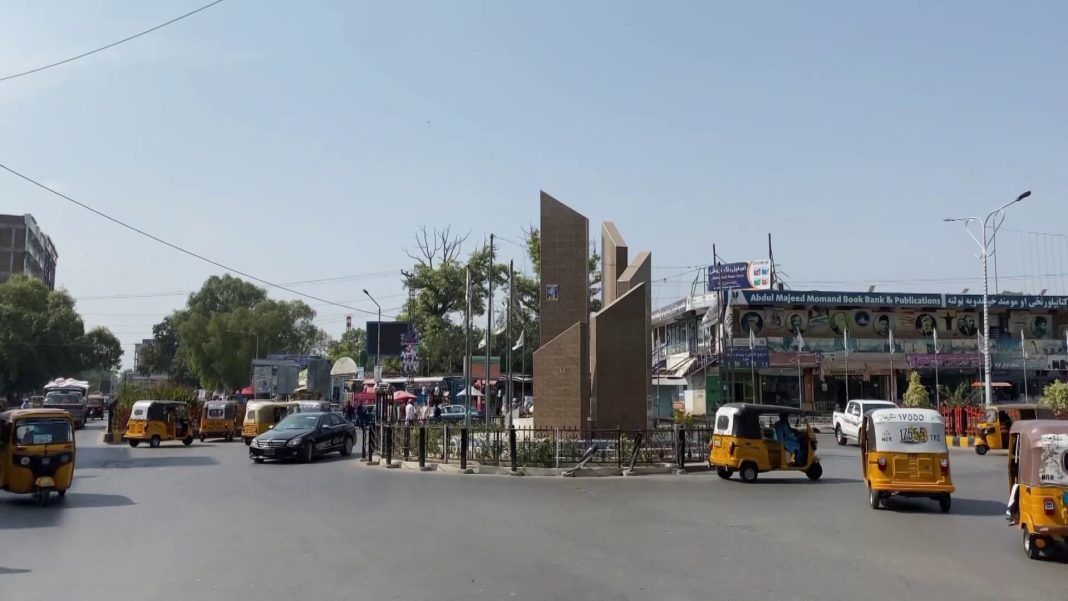 په ننګرهار کې د ناچاودې مرمۍ د چاودنې له امله درې تنو خپل ژوند له لاس ورکړی