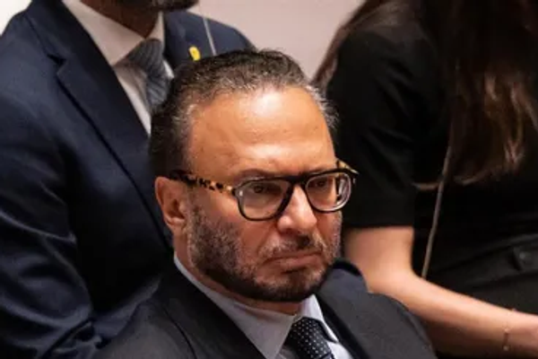 د متحده عربي اماراتو د ولسمشر سلاکار: ټول د ایران د ناسمو غوښتنو بیه پرې کوو