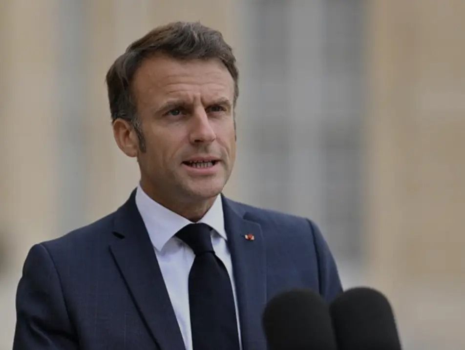 امانوئل مکرون مرگ سنوار را فرصتی برای آزادی گروگان‌ها خواند
