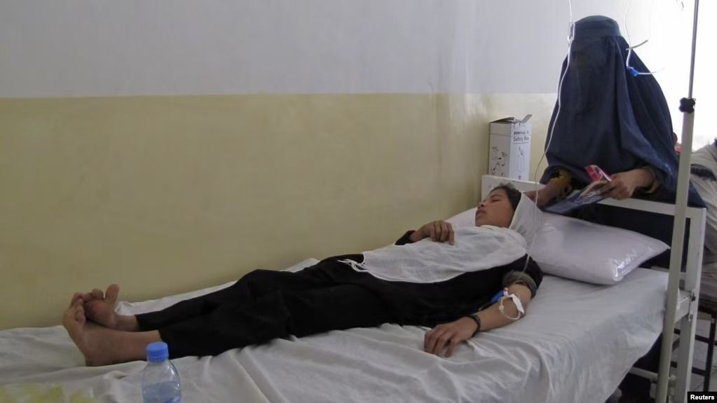 اتحادیه اروپا خواستار بررسی «جنایت ترسناک و فجیع» مسمومیت دختران دانش‌آموز در سرپل شد