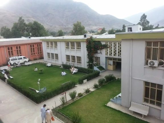 د کونړ دارالمعلمین چې طالبانو پر مدرسه بدل کړ