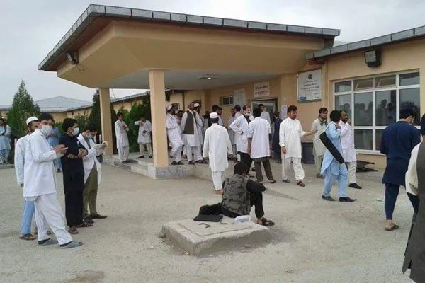 طالبان: د خوست ولایتي روغتون ډاکټرانو په تېر یوه کال کې تر ۳ زرو ډېر جراحي عملیات کړي دي