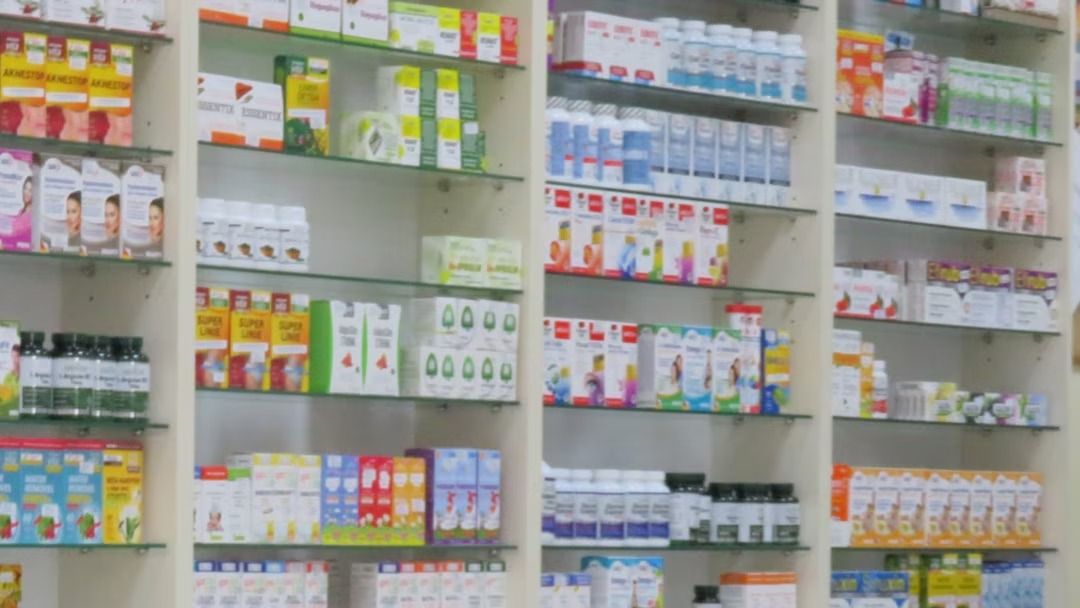 رسانه فرانسوی: طالبان داروخانه‌ها را تهدید می‌کند که قرص ضدبارداری نفروشند