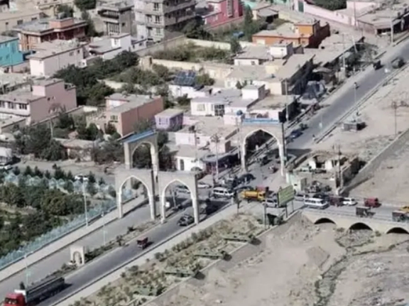 المصادر: نائب والي طالبان في تخار هدد المحتجين