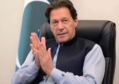 د عمران‌خان د روغتیا په اړه اندېښنې؛ تارړ وايي خان د سترګو درملنې لپاره روغتون ته وړل شوی