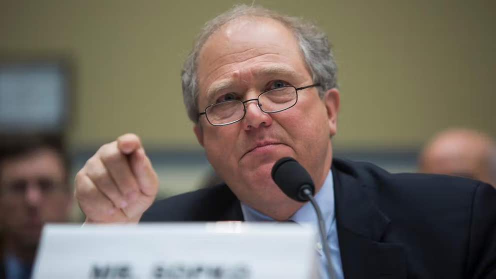 جان سوپکو: د امریکا د مرستو ډیره برخه د طالبانو جیبونو ته تللې ده