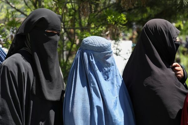 الفتيات والنساء العائدات إلى أفغانستان يواجهن كارثة إنسانية