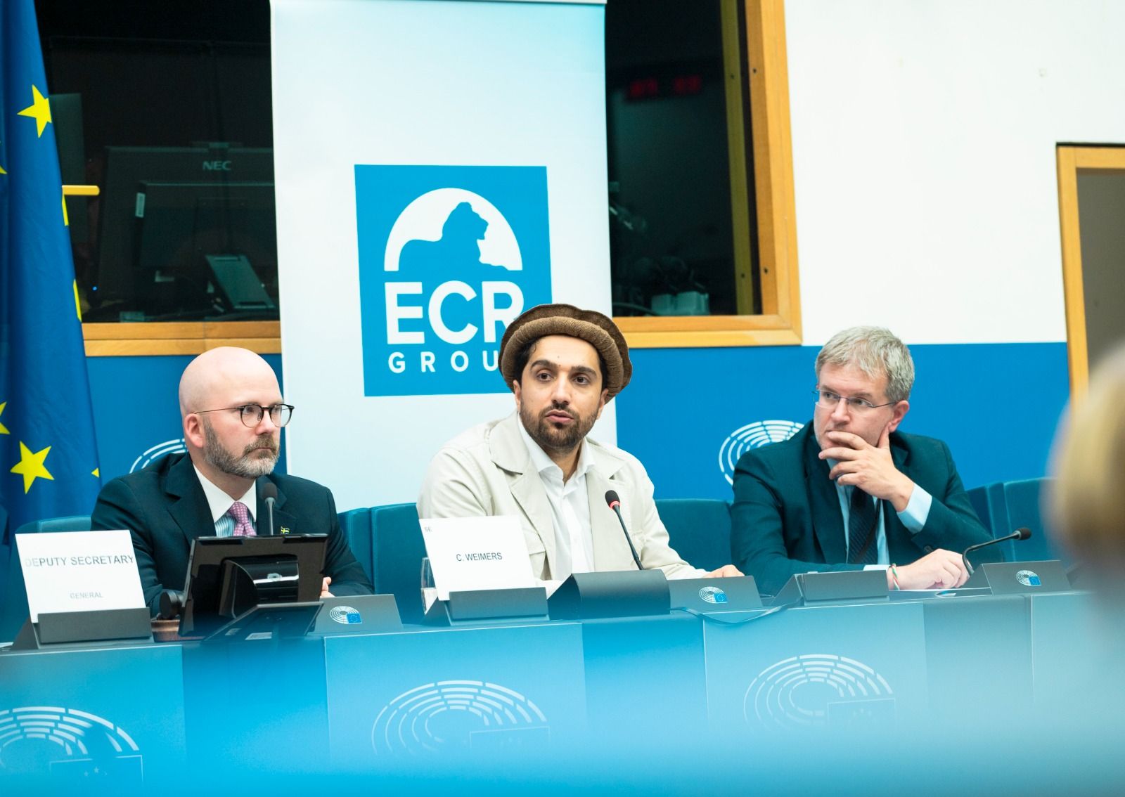 احمد مسعود: افغانستان د ترهګرۍ په مرکز او د خلکو لپاره په زندان بدل شوی