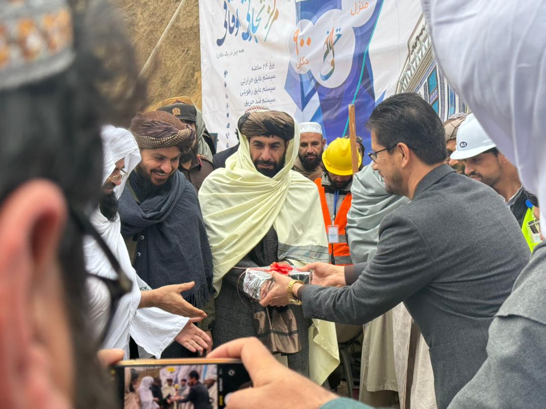 ملا عبدالغني برادر: هوسا افغانستان د سیمې او نړۍ په ګټه دی