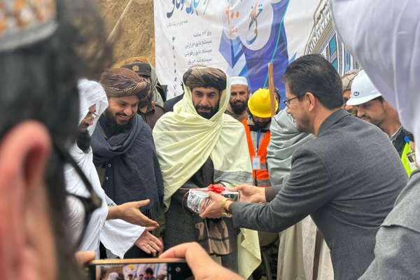 ملا عبدالغني برادر: هوسا افغانستان د سیمې او نړۍ په ګټه دی