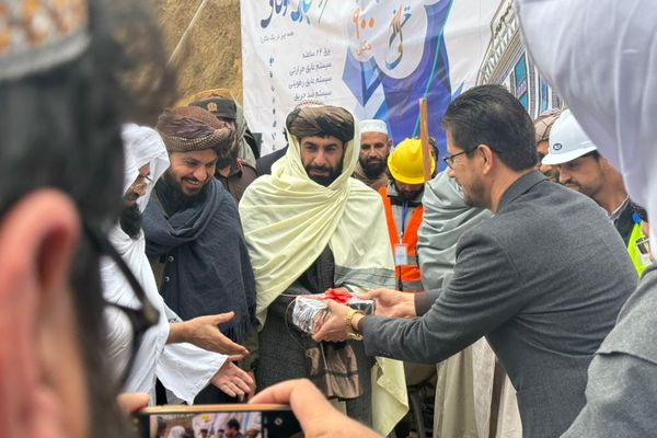 ملا عبدالغني برادر: هوسا افغانستان د سیمې او نړۍ په ګټه دی