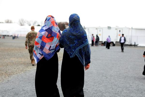 د امریکا د کډوالۍ نوې تګلاره؛ د افغان پناه غوښتونکو لپاره د خطر تالۍ