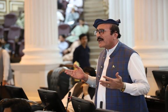 Insurgents Raise Afghan Taliban Flags at Five Checkpoints, Says Pak Official