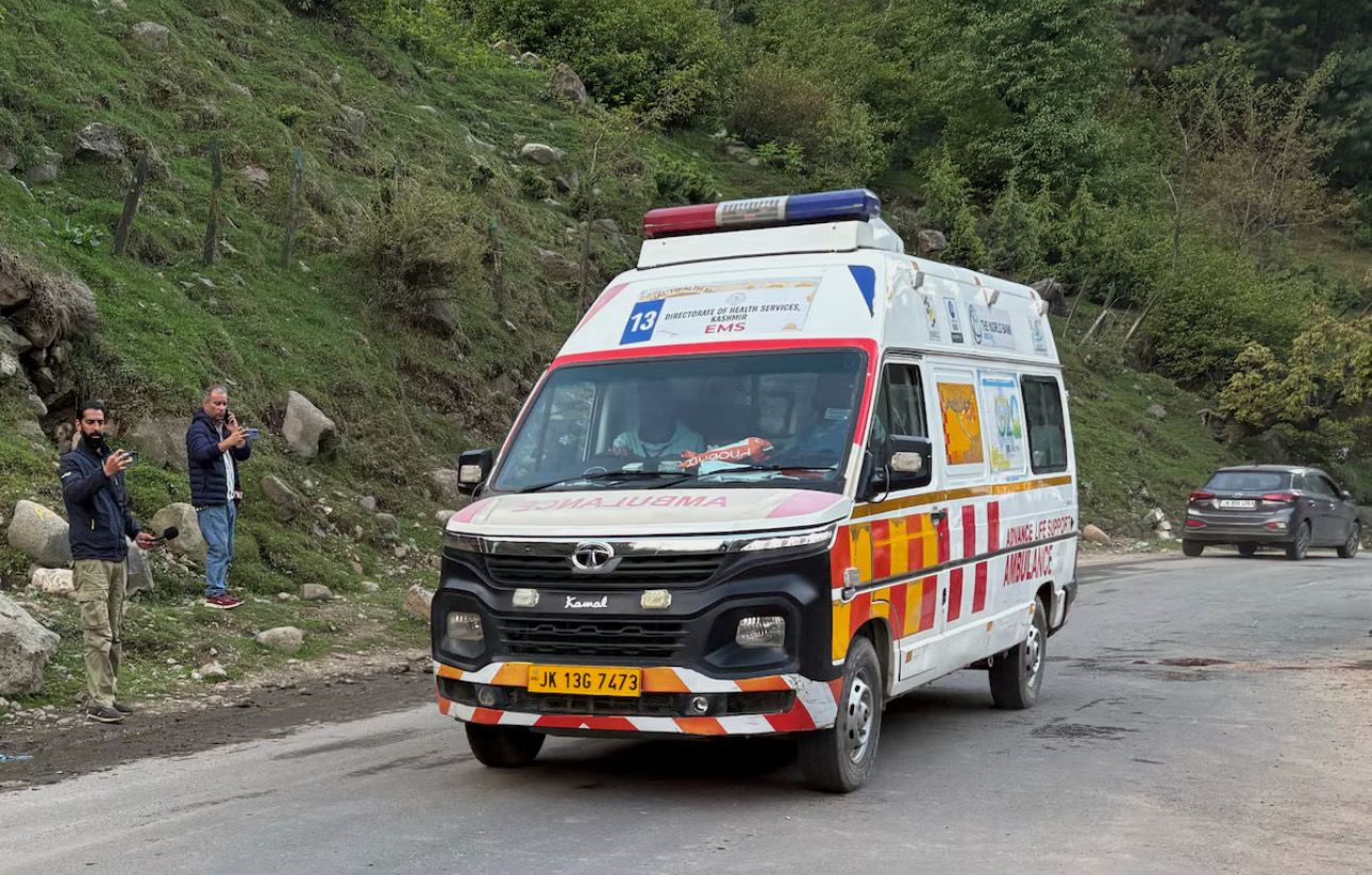  د هندي پولیسو سرچینه؛ په هندي کشمیر کې په یوه وسله‌وال برید کې ۲۴ تنه سیلانیان ووژل شول 