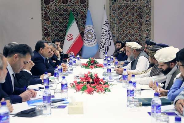 طالبان: هڅه کېږي، چې د کابل او تهران ترمنځ کلنۍ سوداګریزه کچه تر ۱۰ مېلیارد ډالرو ورسېږي