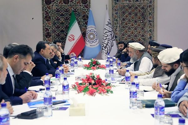 طالبان: هڅه کېږي، چې د کابل او تهران ترمنځ کلنۍ سوداګریزه کچه تر ۱۰ مېلیارد ډالرو ورسېږي