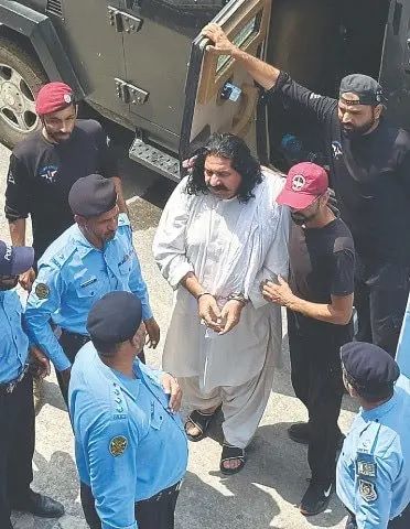 ذکیم خان وزیر: علي‌ وزیر د سند له سکهر زندان څخه نامعلوم ځای ته وړل شوی