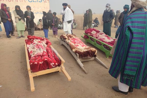 د سیمې خلک: طالبانو د کندز په دشت ابدان کې د یوې کورنۍ درې غړي په ډزو وژلي