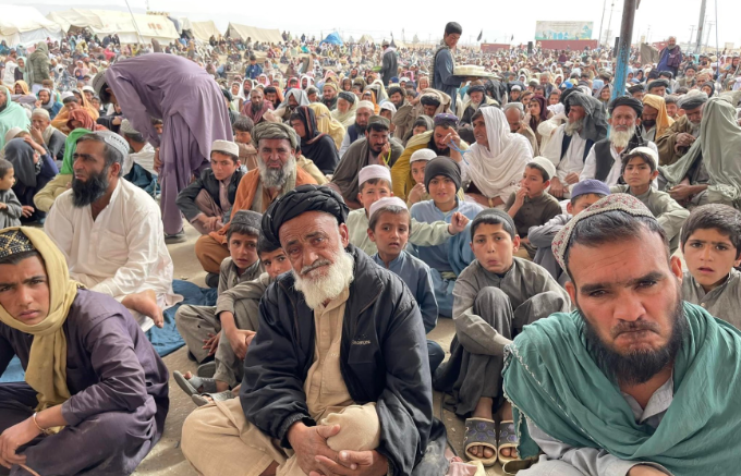 چمن پرلتوال: سیاسي ګوندونه مو ملاتړ نه کوي له څلور میاشتې پرلت وروسته خپله لاس په کار کیږو