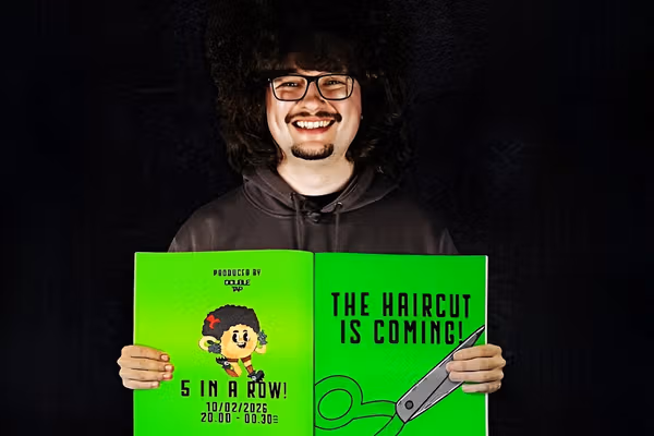 ٤٩٣ روز انتظار؛ چالش موی یک هوادار که به نماد بیثباتی منچستریونایتد بدل شد