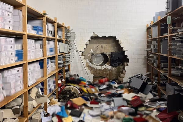 دزدان در آلمان میلیونها یورو را از یک بانک دزدیدند