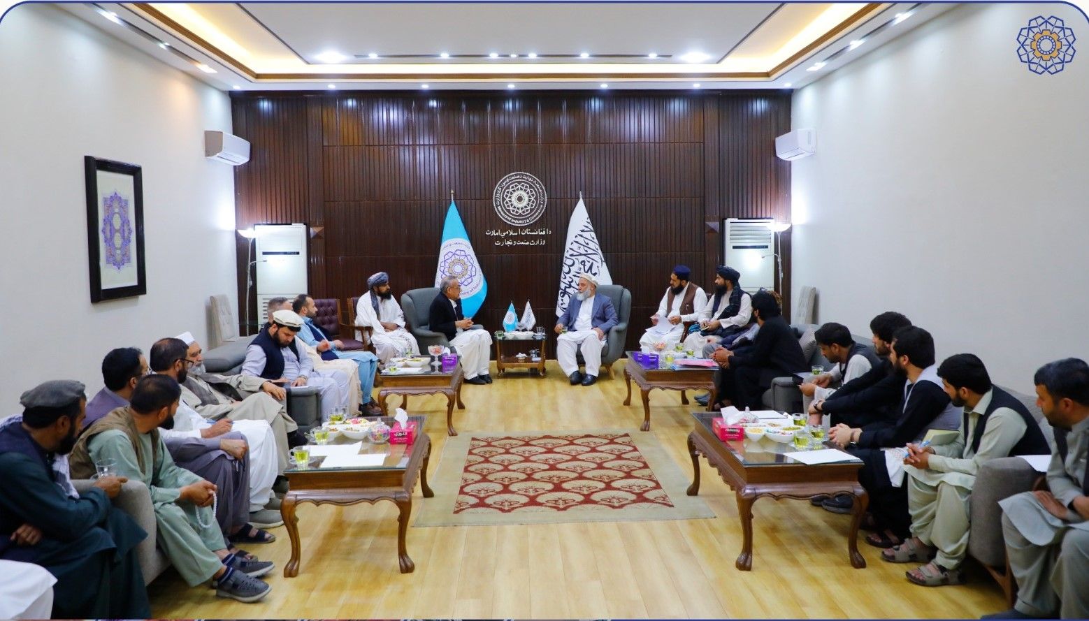  طالبانو د پټاقیو د مخنیوي په تړاو د خپل مشر حکم سوداګرو او صنعت‌کارانو ته ابلاغ کړ