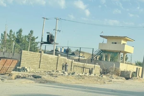 وزیر مخابرات طالبان «زمین دولتی» را در شهر لشکرگاه غصب کرده است