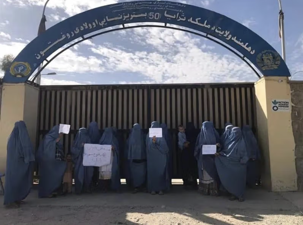 موظفات مستشفى حكومي: طالبان لا تدفع حتى رواتبنا الزهيدة في الوقت المحدد