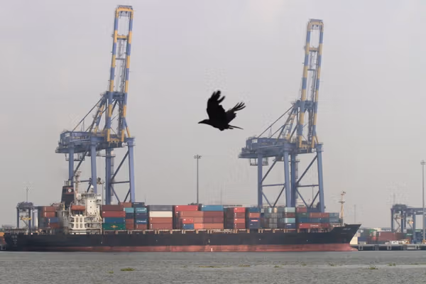 سفیران ایران در هند و افغانستان با بازرگانان افغان در بندر چابهار دیدار کردند