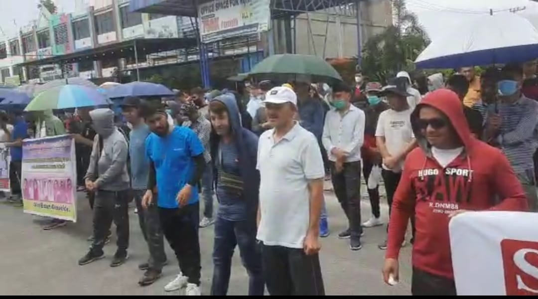 اعتراض پناهجویان افغان به دومین شهر اندونزیا گسترش یافت